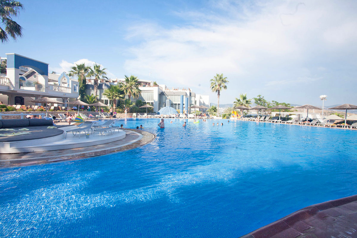 pool isis hotel bodrum turkey