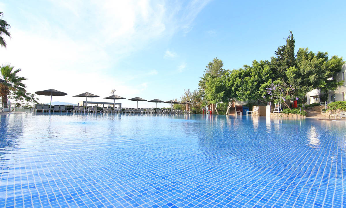pool view isis hotel bodrum turkey