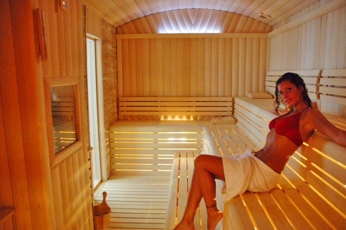 cheap resort hotels to Spend holiday with family