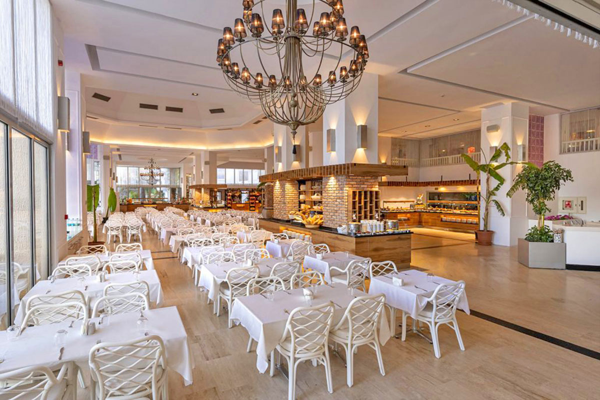 cheap resort hotels to Spend holiday with family