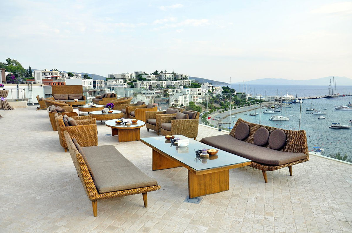 cheap resort hotels to Spend holiday with family