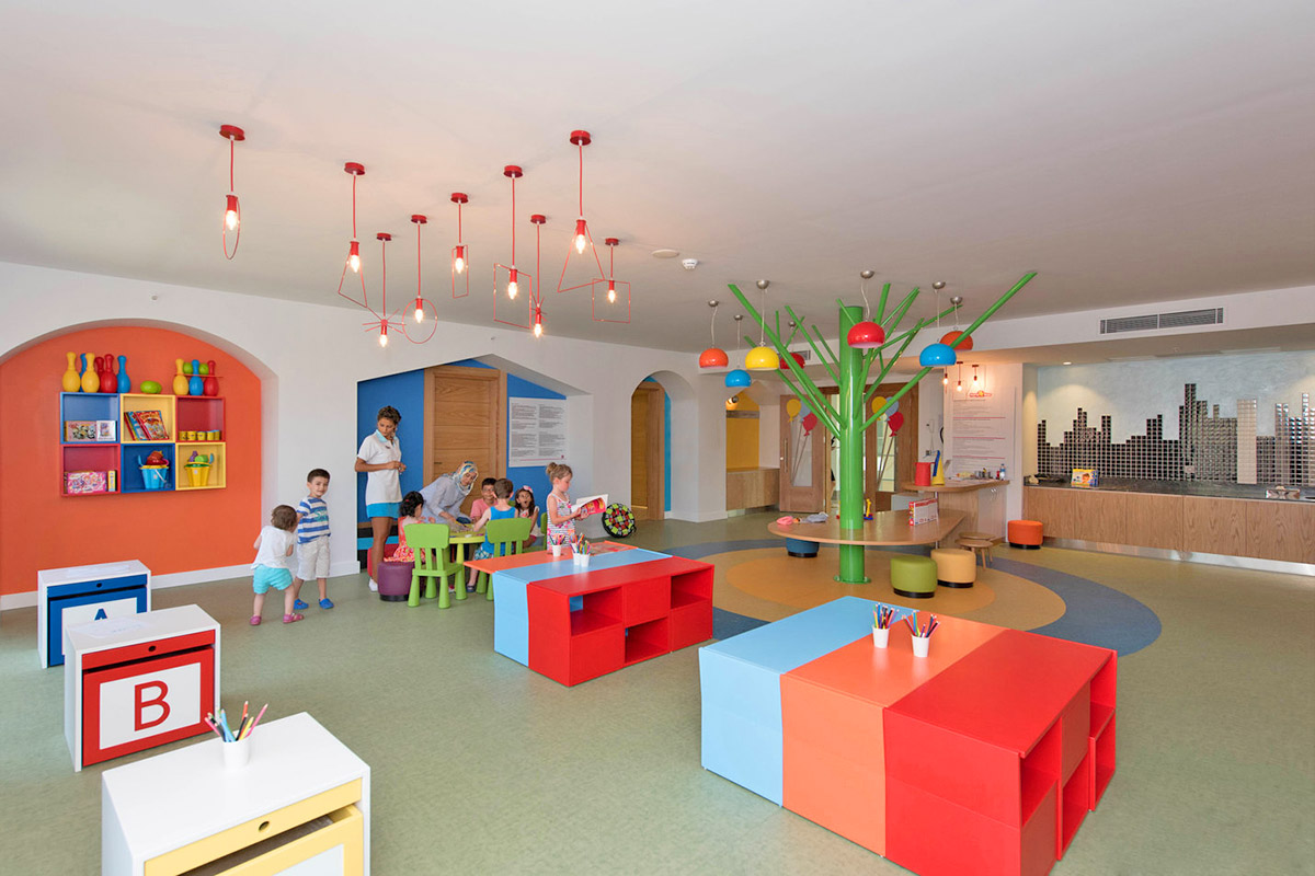 cheap resort hotels in Turkey to Spend holiday with family