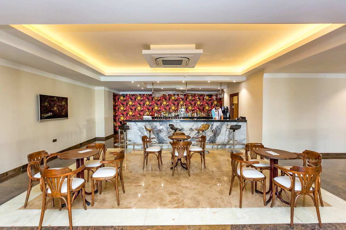 cheap resort hotels to Spend holiday with family