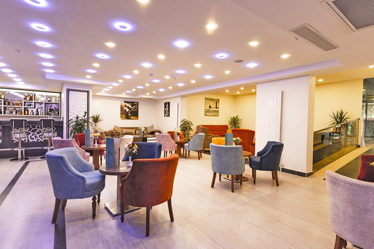 cheap resort hotels to Spend holiday with family