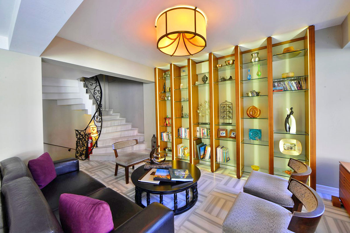 cheap resort hotels to Spend holiday with family