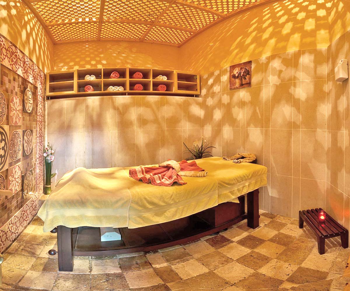 Relaxing spa & Turkish Bath