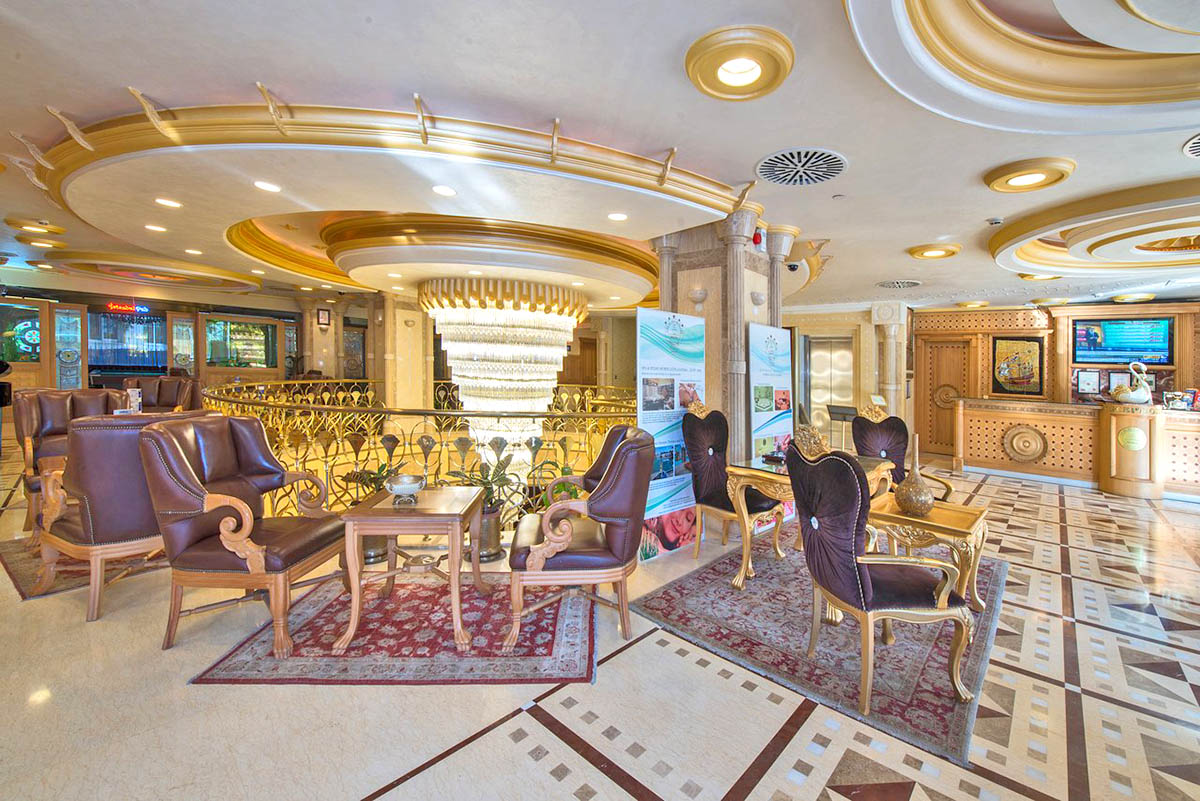 cheap resort hotels to Spend holiday with family