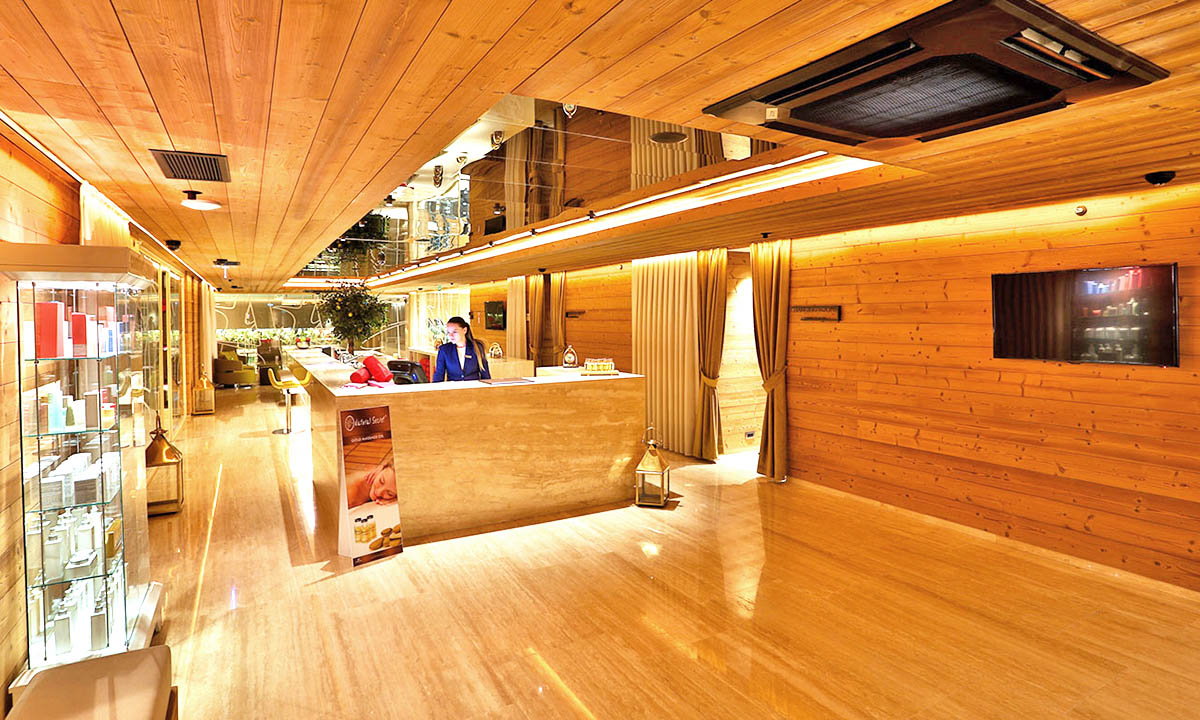 cheap resort hotels to Spend holiday with family