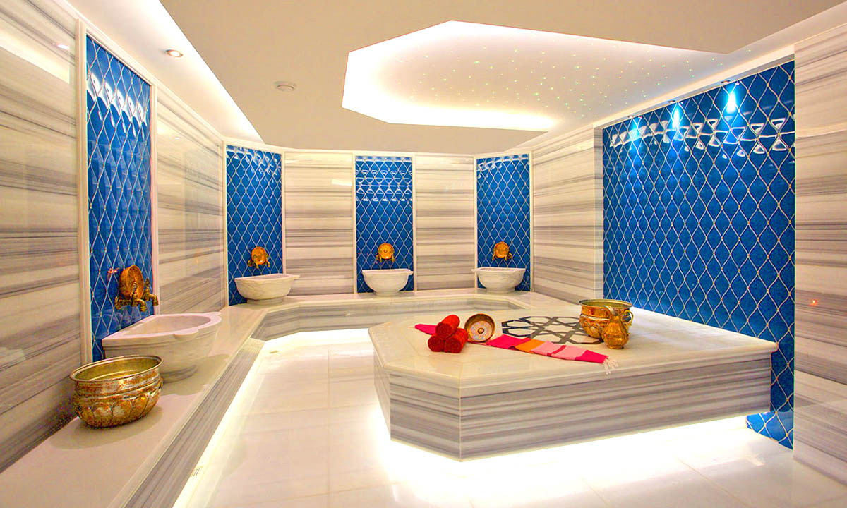 cheap resort hotels to Spend holiday with family