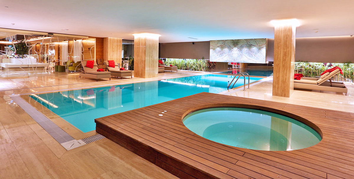 cheap resort hotels to Spend holiday with family