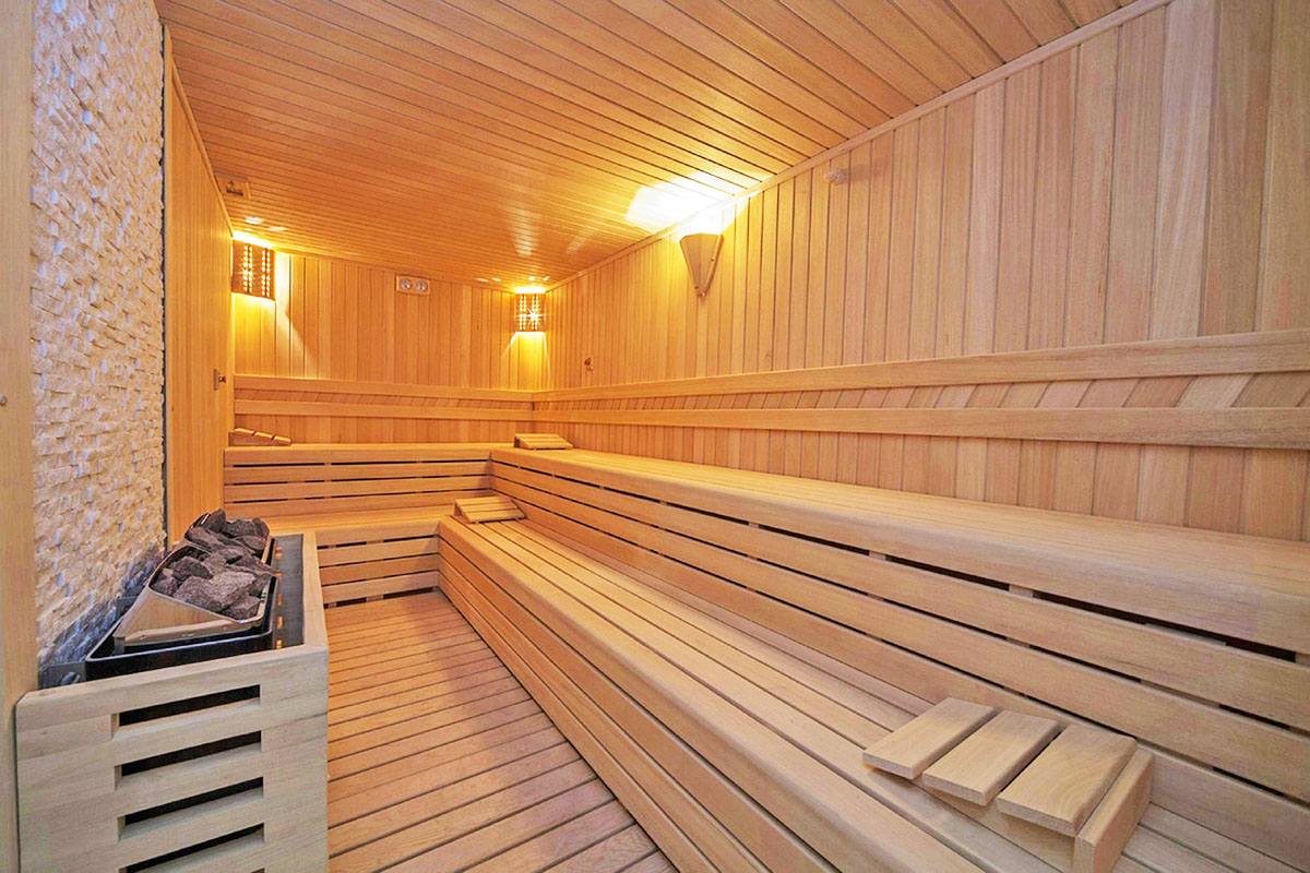 cheap resort hotels to Spend holiday with family