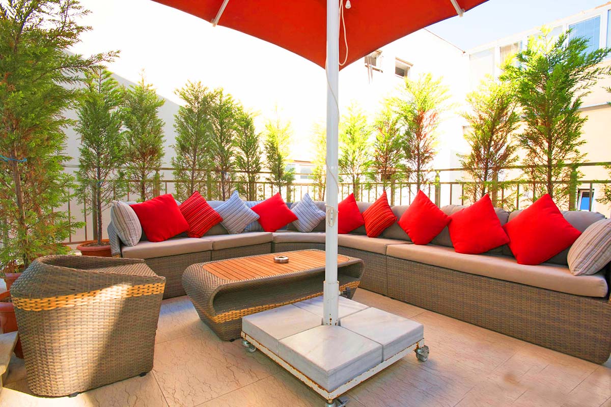 cheap resort hotels to Spend holiday with family