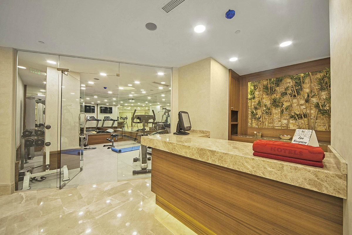 cheap resort hotels to Spend holiday with family