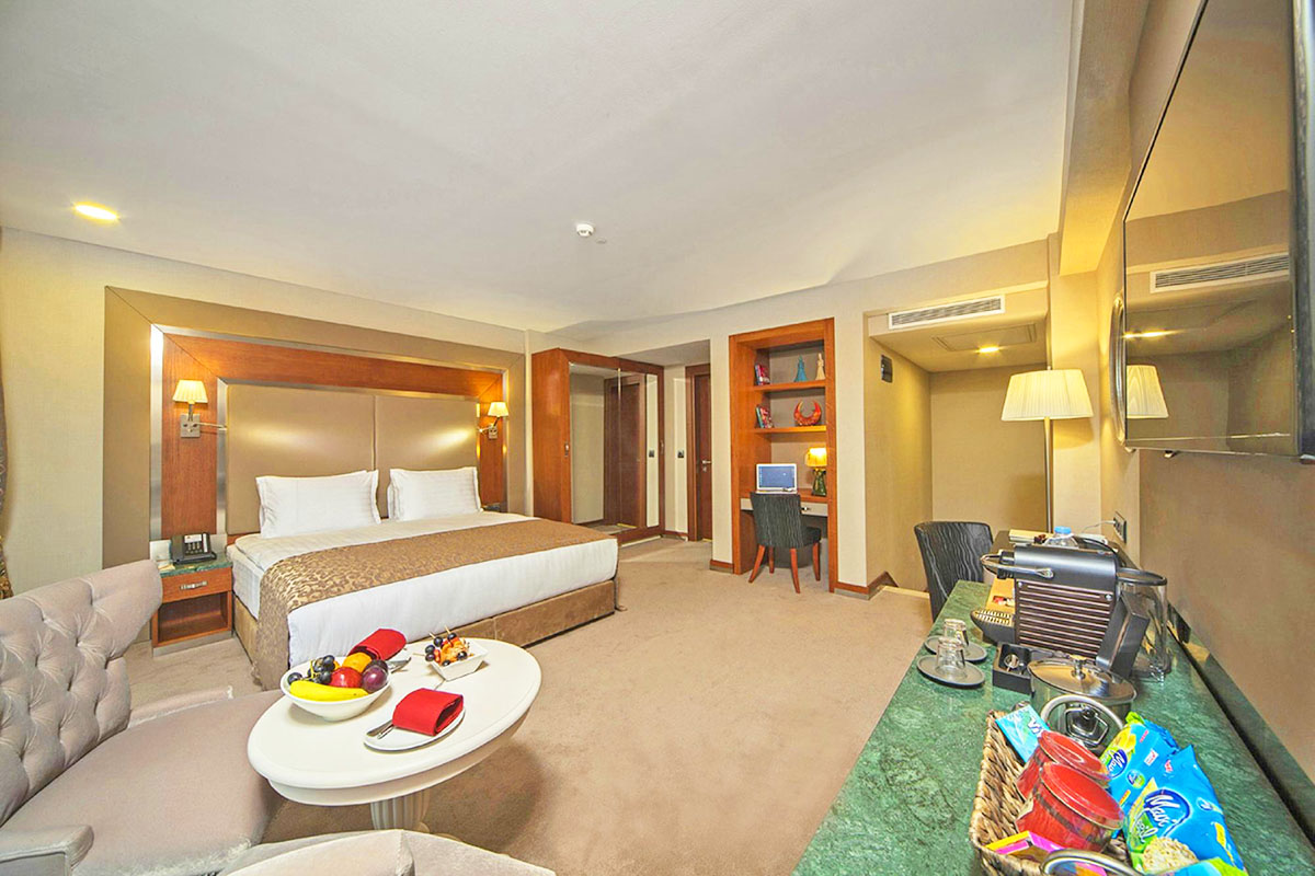 cheap resort hotels to Spend holiday with family