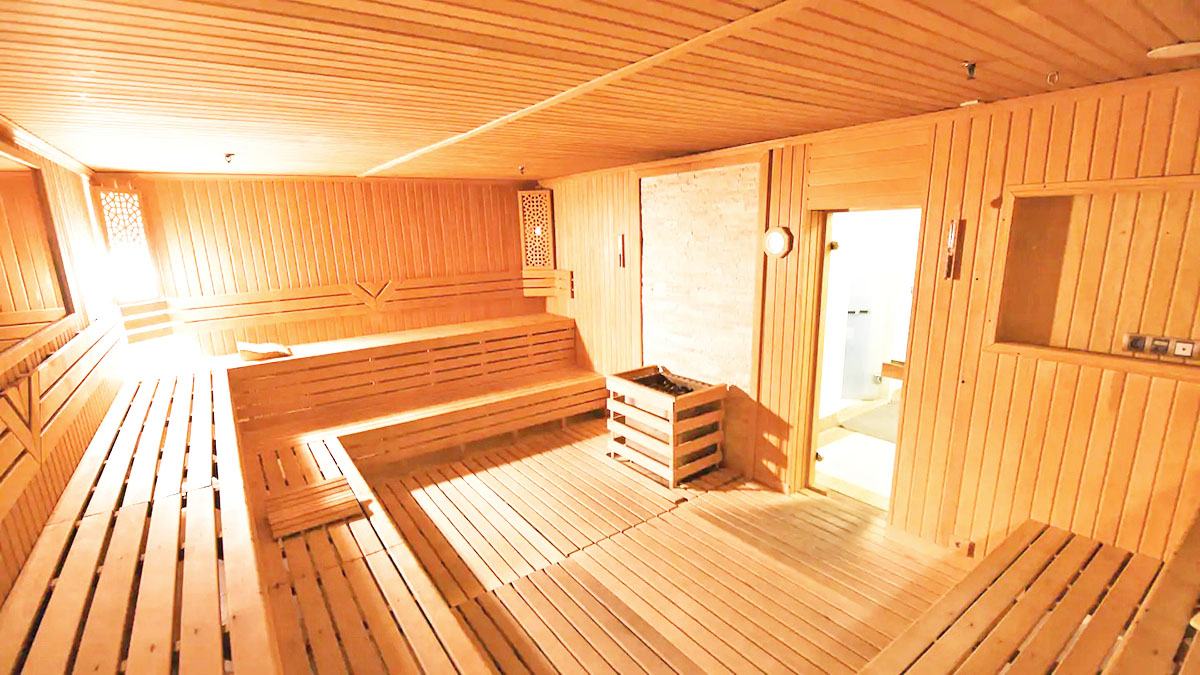 cheap resort hotels to Spend holiday with family