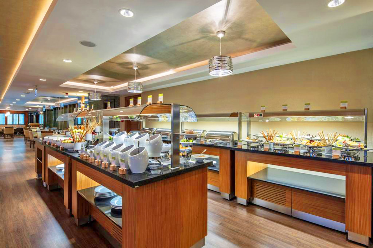 cheap resort hotels to Spend holiday with family