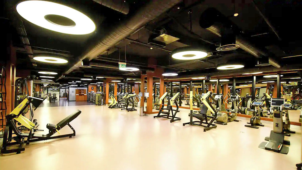 cheap resort hotels to Spend holiday with family