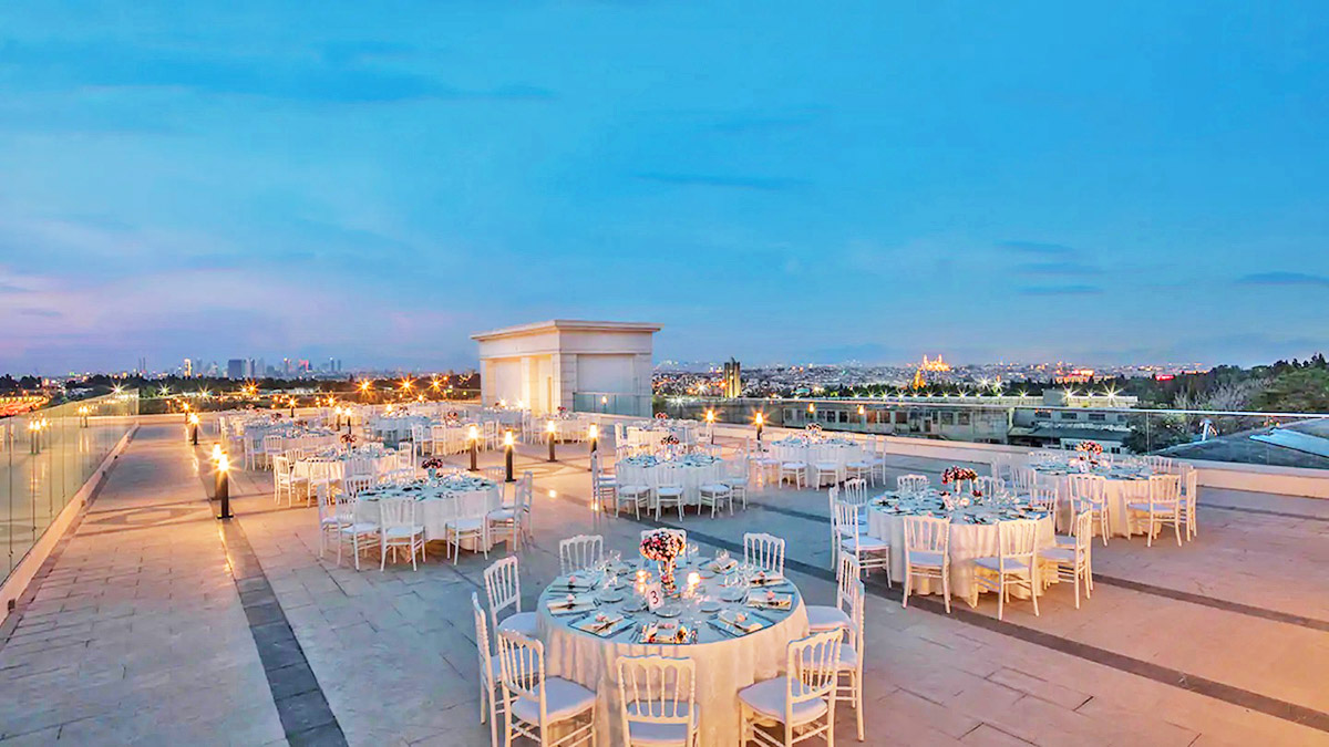 cheap resort hotels to Spend holiday with family