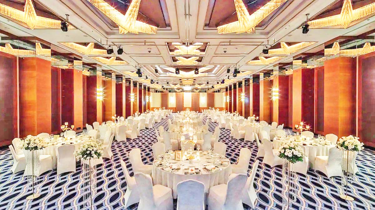 cheap resort hotels to Spend holiday with family