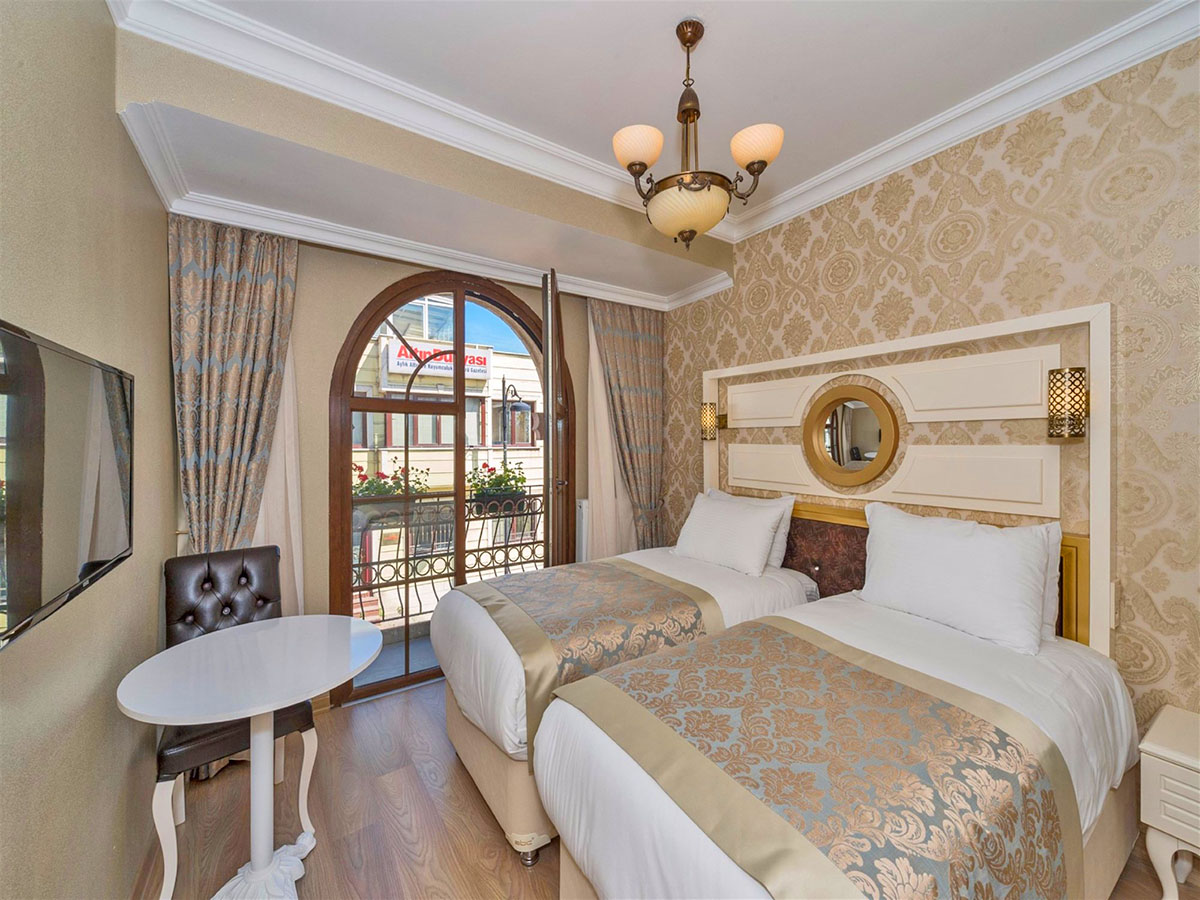 cheap resort hotels to Spend holiday with family