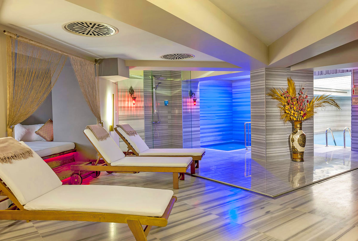 cheap resort hotels to Spend holiday with family