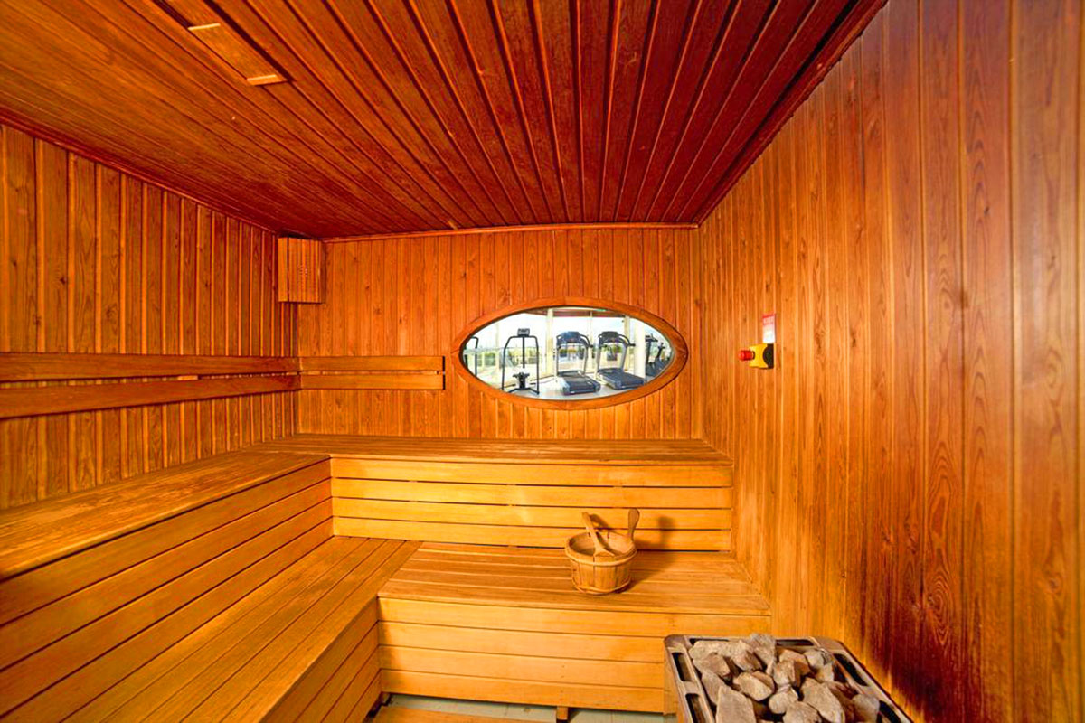 cheap resort hotels to Spend holiday with family