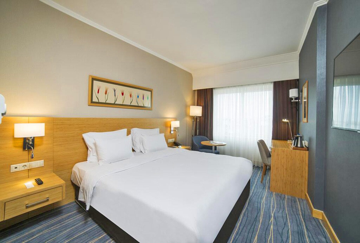 radisson president double bedroom