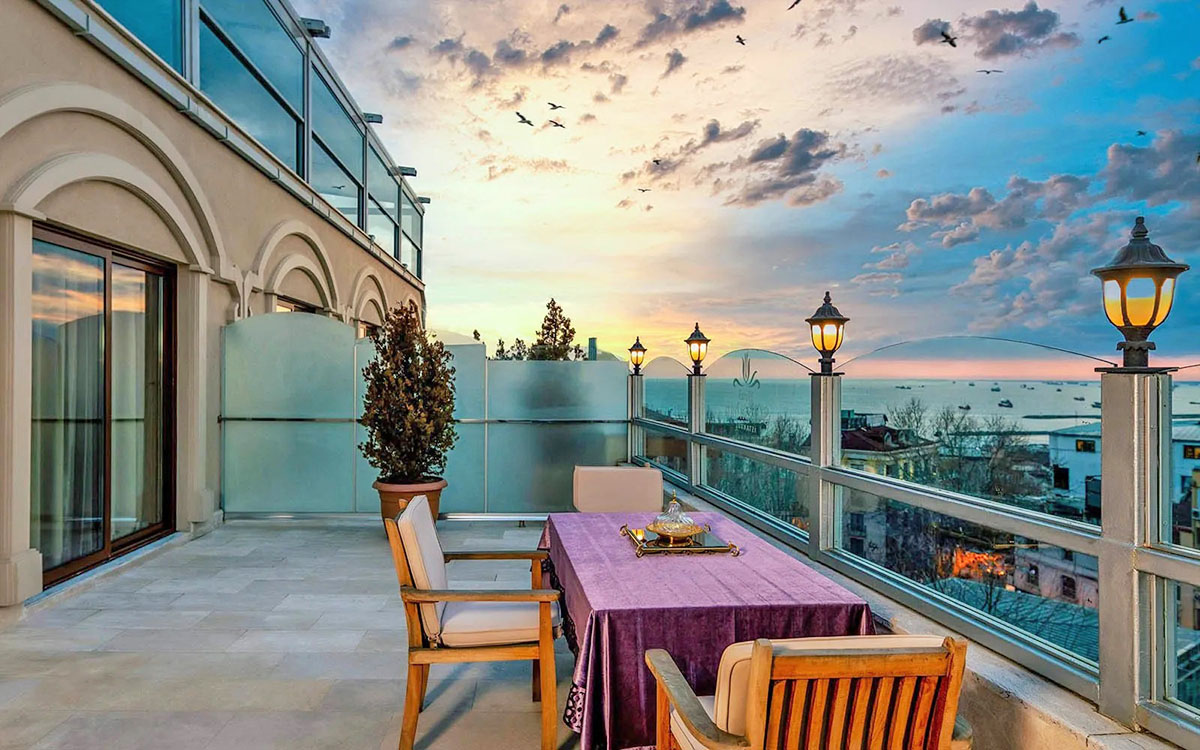 cheap resort hotels to Spend holiday with family