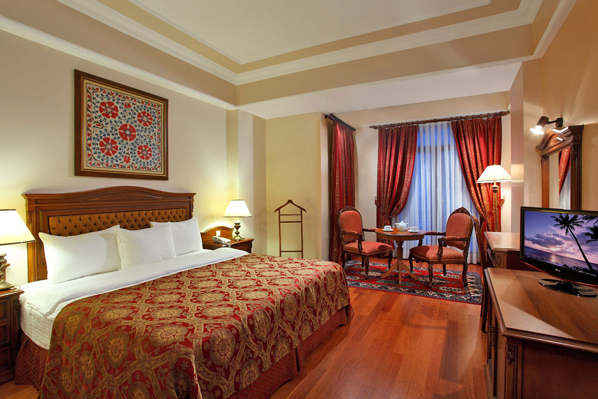 cheap resort hotels to Spend holiday with family