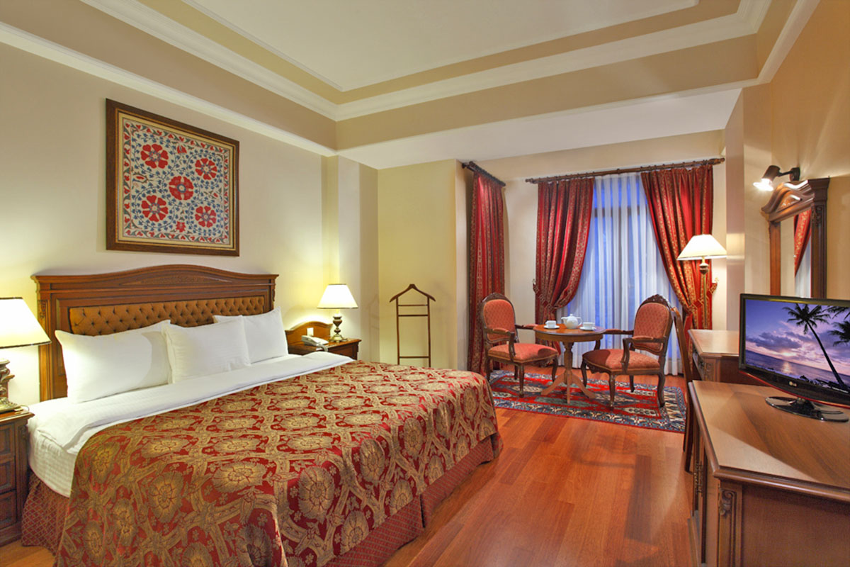 cheap resort hotels to Spend holiday with family