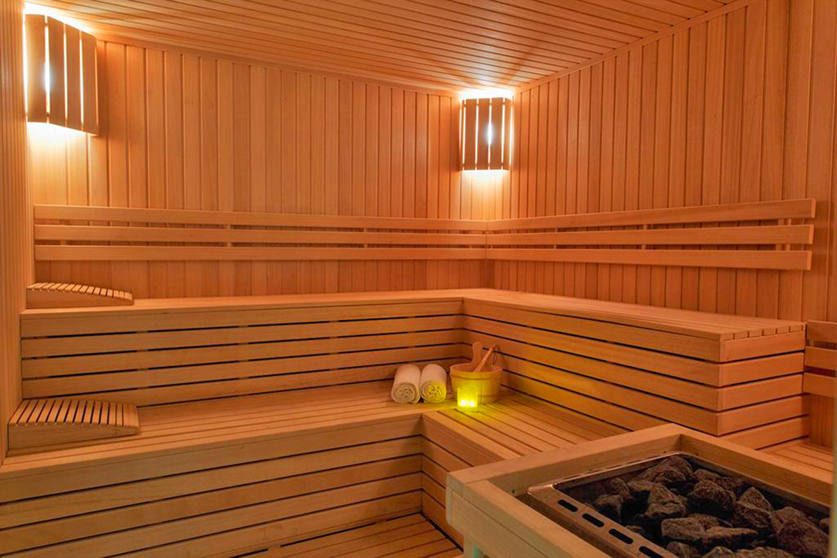 cheap resort hotels to Spend holiday with family