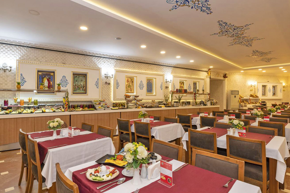 cheap resort hotels to Spend holiday with family