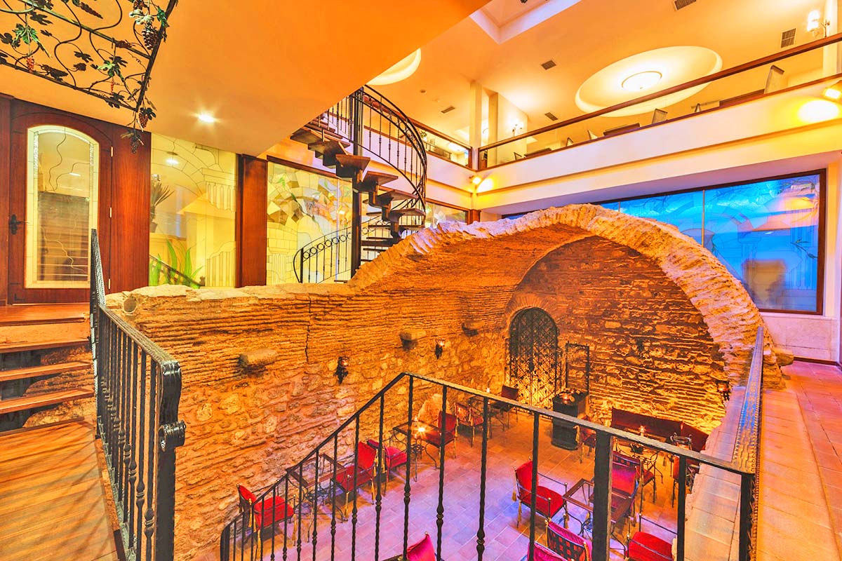 cheap resort hotels to Spend holiday with family