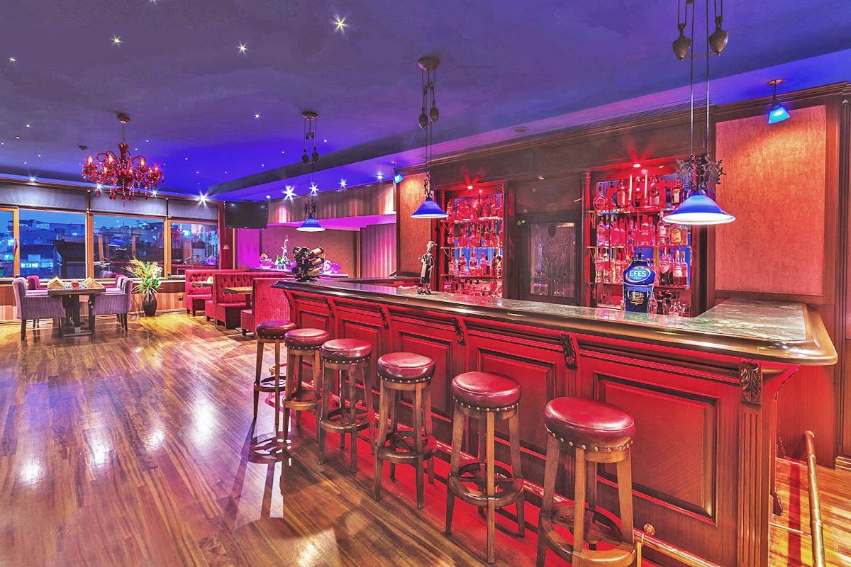 cheap resort hotels to Spend holiday with family