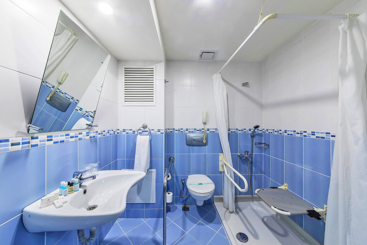 cheap resort hotels to Spend holiday with family