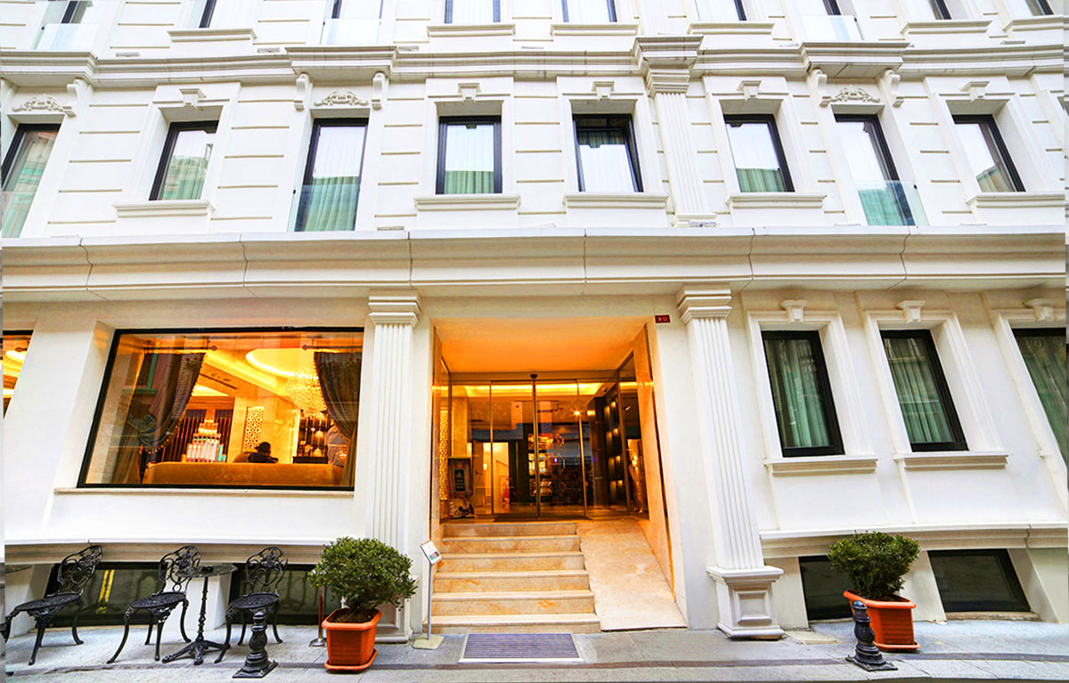 entrance great fortune hotel istanbul turkey