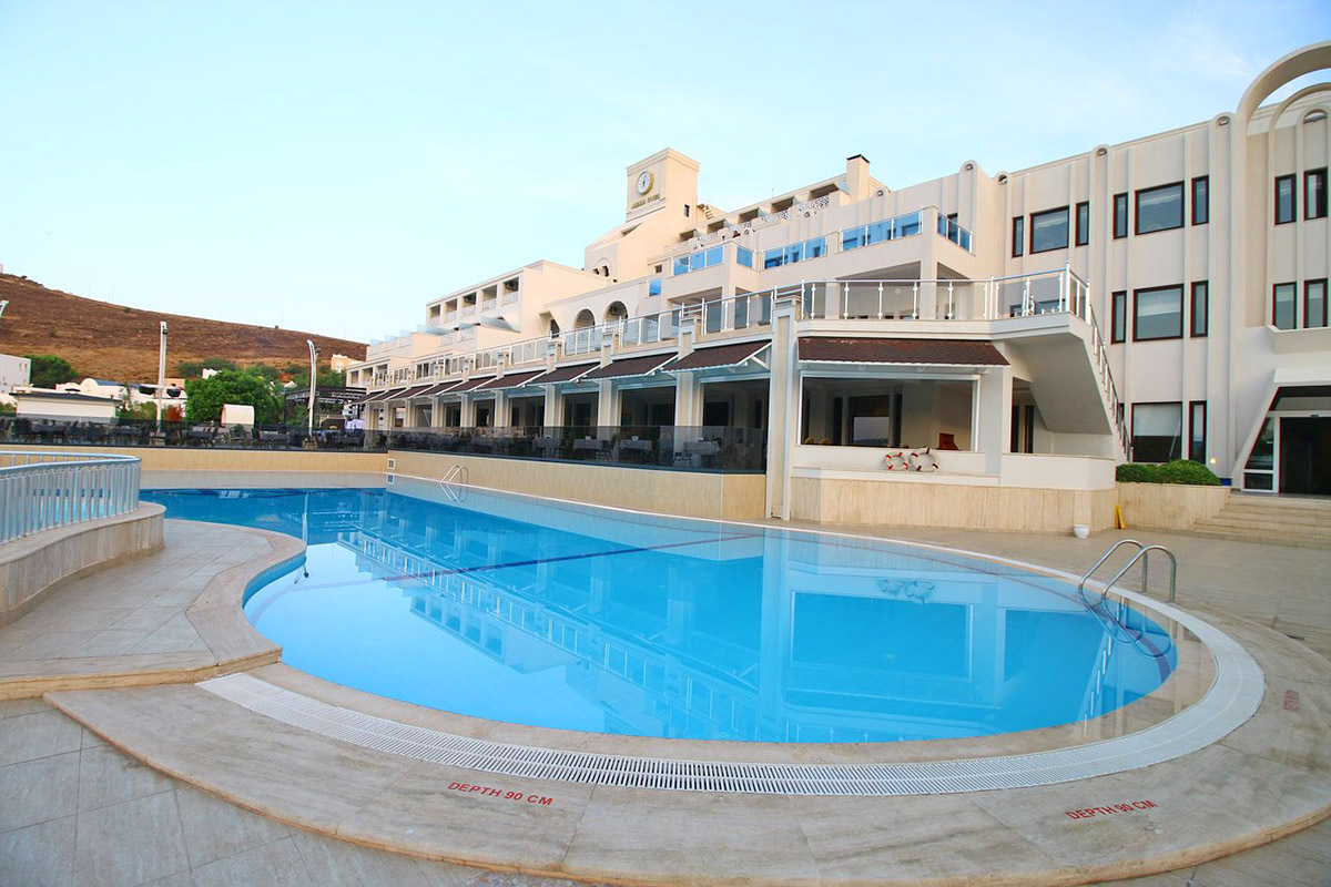 main pool azka hotel bodrum turkey