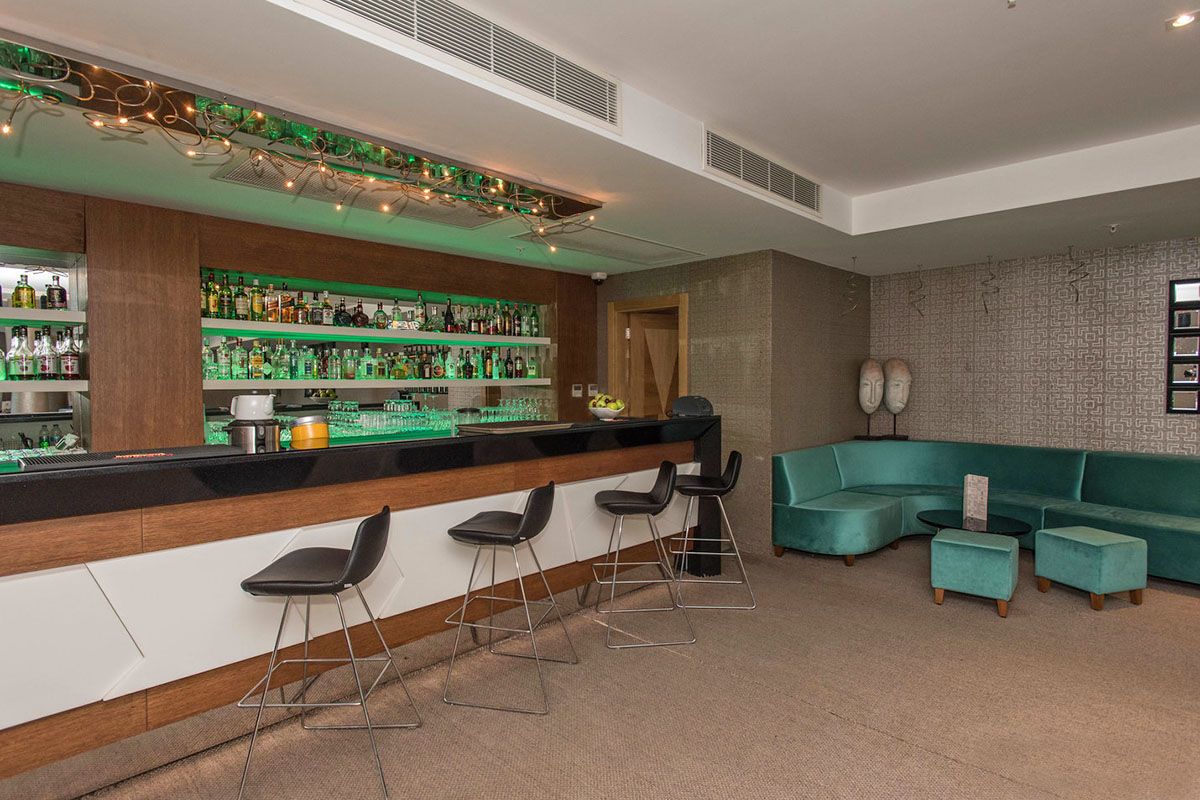 cheap resort hotels to Spend holiday with family