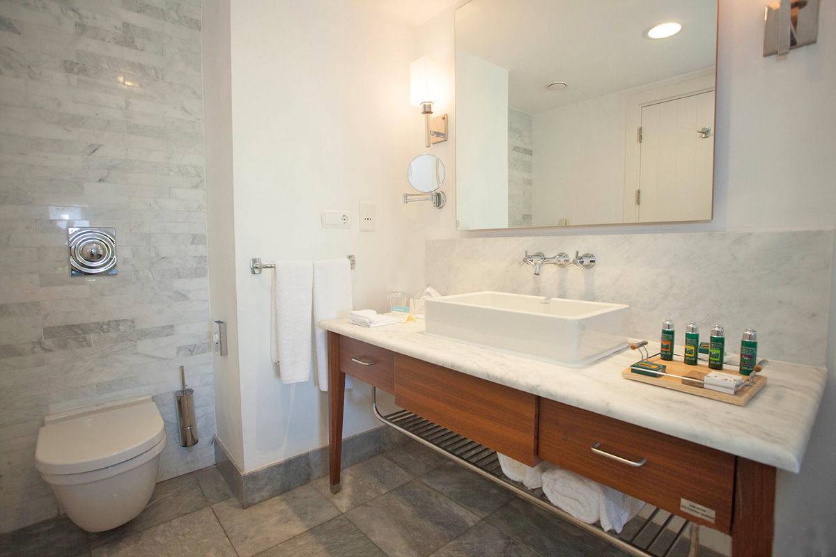 cheap resort hotels to Spend holiday with family