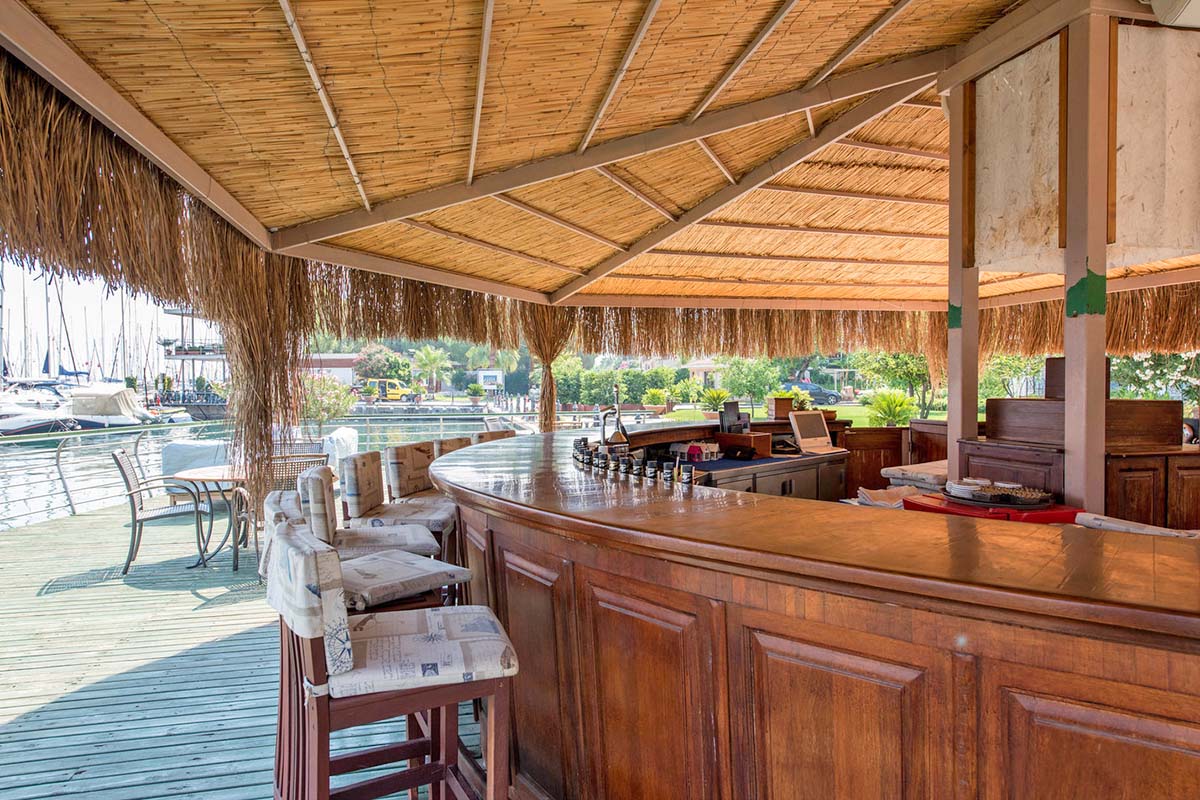 cheap resort hotels to Spend holiday with family