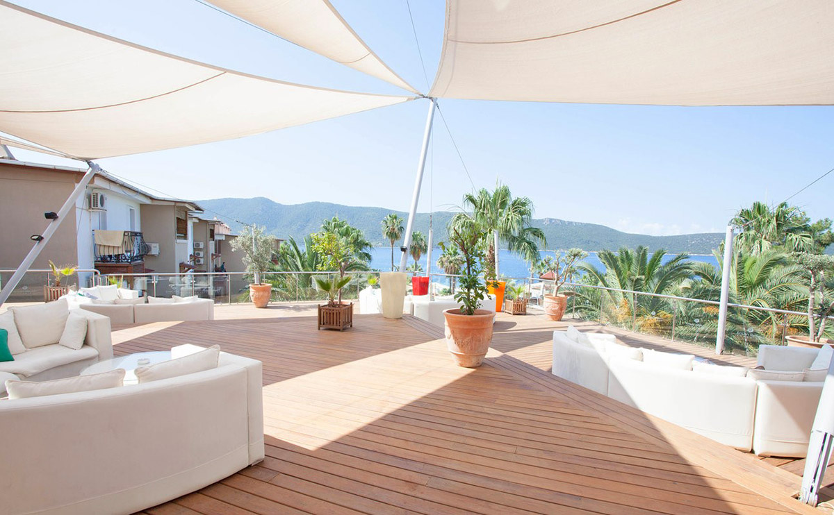 cheap resort hotels to Spend holiday with family