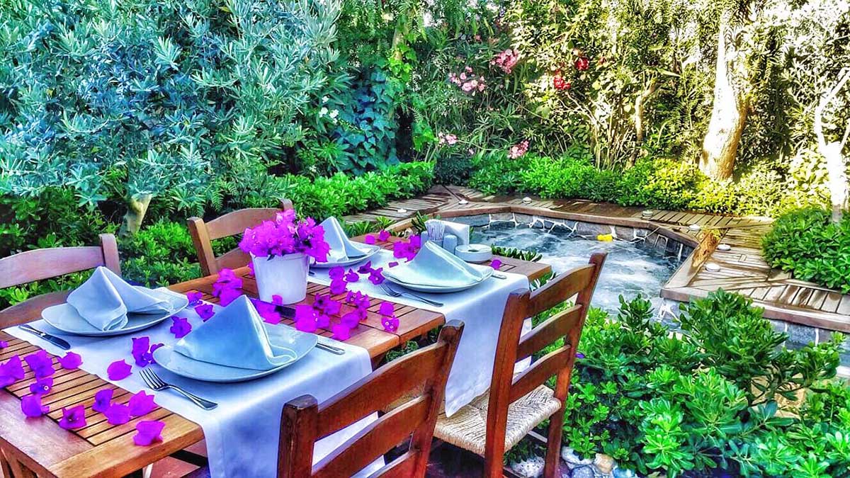 cheap resort hotels to Spend holiday with family