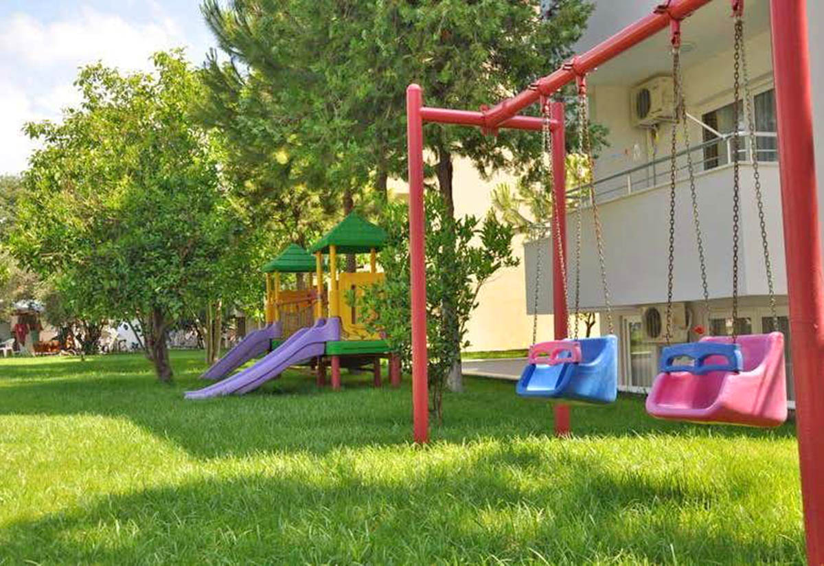 cheap resort hotels to Spend holiday with family