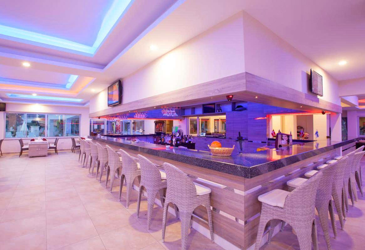 cheap resort hotels to Spend holiday with family