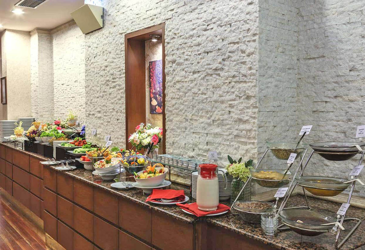 cheap resort hotels to Spend holiday with family