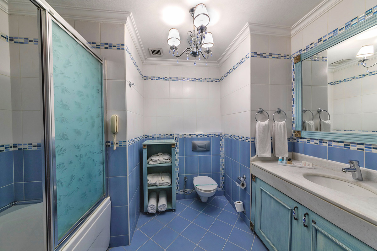 cheap resort hotels to Spend holiday with family