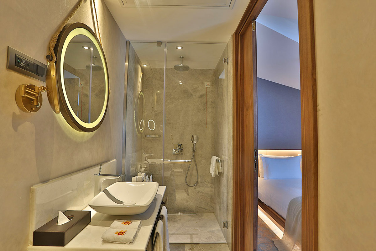 cheap resort hotels to Spend holiday with family