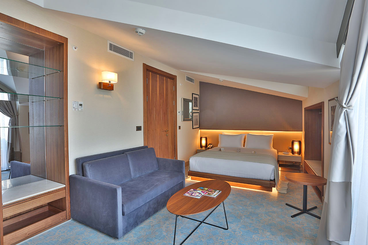 cheap resort hotels to Spend holiday with family