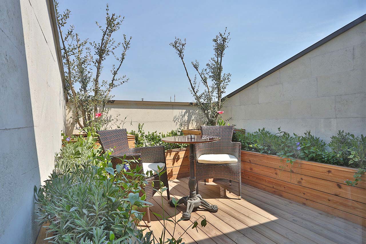 cheap resort hotels to Spend holiday with family