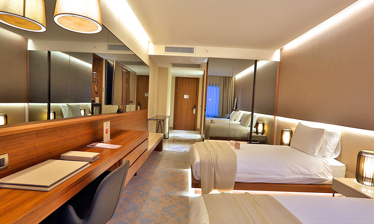 cheap resort hotels to Spend holiday with family